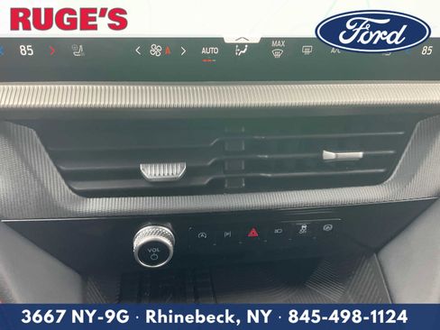 Used 2025 Ford Explorer ST image 24