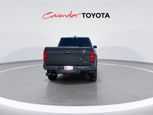 Used 2024 Toyota Tacoma TRD Sport image 7