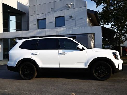 Used 2024 Kia Telluride SX X-Line AWD/4WD image 4