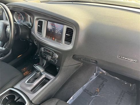 Used 2023 Dodge Charger SXT image 5