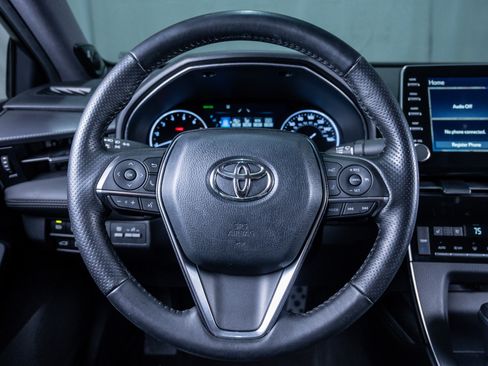 Used 2019 Toyota Avalon Touring image 14