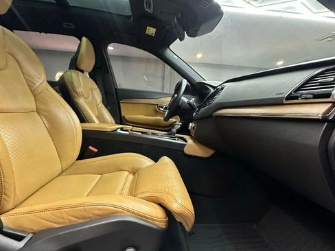 Used 2016 Volvo XC90 T6 Inscription w/ Vision Package image 35