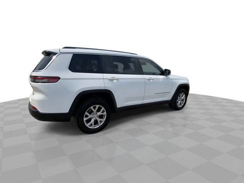 Used 2022 Jeep Grand Cherokee L Limited AWD/4WD image 2