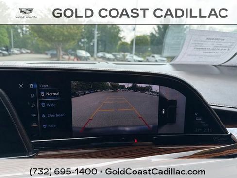 Used 2021 Cadillac Escalade ESV Premium Luxury w/ Driver Assist Tech Package AWD/4WD image 31