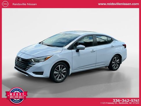 Certified 2025 Nissan Versa SV w/ Trunk Package FWD image 1