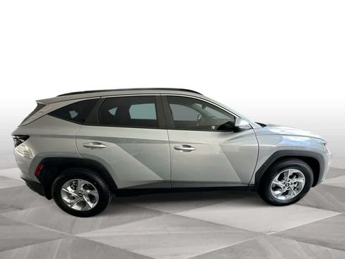Used 2023 Hyundai Tucson SEL FWD image 9