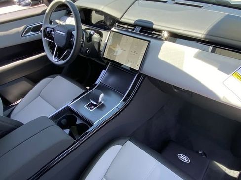 New 2026 Land Rover Range Rover Velar Dynamic SE image 11