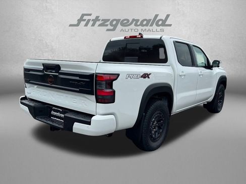 New 2025 Nissan Frontier PRO-4X w/ Pro Convenience Package image 8