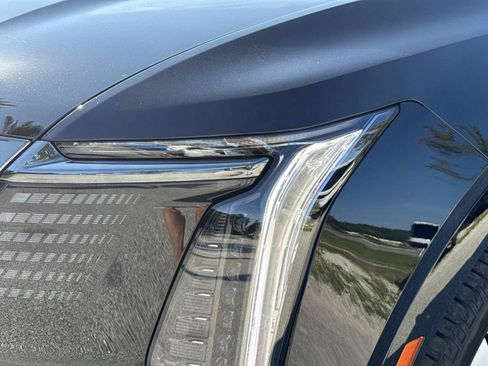 Certified 2026 Cadillac Escalade IQ Sport 2 AWD/4WD image 9
