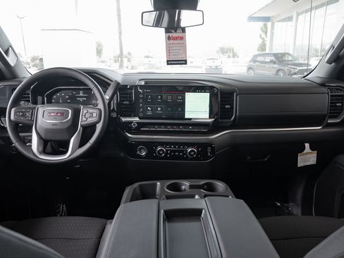 Used 2024 GMC Sierra 1500 Elevation image 17