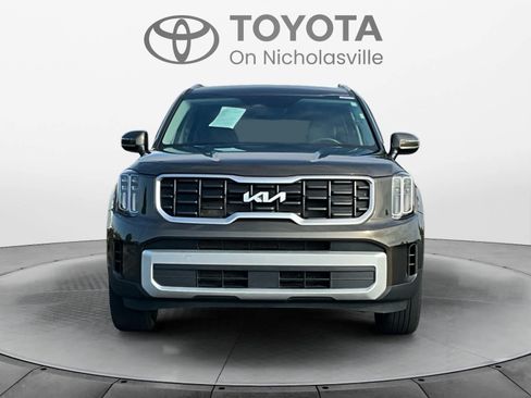 Used 2024 Kia Telluride S w/ S Sunroof Package FWD image 8