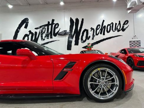 Used 2019 Chevrolet Corvette Grand Sport image 5
