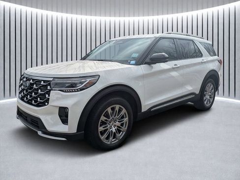 New 2026 Ford Explorer Platinum RWD image 7