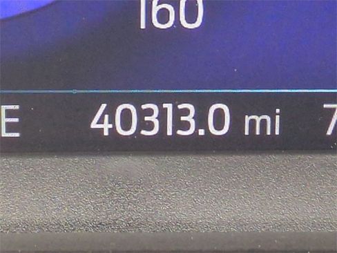 Certified 2022 Ford Escape Titanium w/ Class II Trailer Tow Package image 27