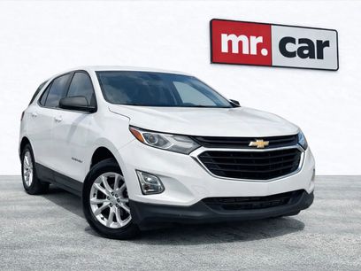 Used 2021 Chevrolet Equinox LS w/ LS Convenience Package