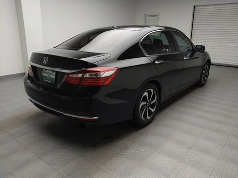 Used 2016 Honda Accord EX image 9