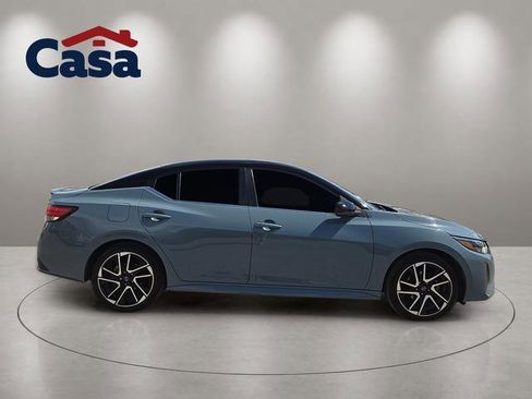 Used 2025 Nissan Sentra SR FWD image 6