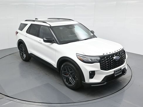 New 2025 Ford Explorer ST w/ Sun And Sound Package image 44