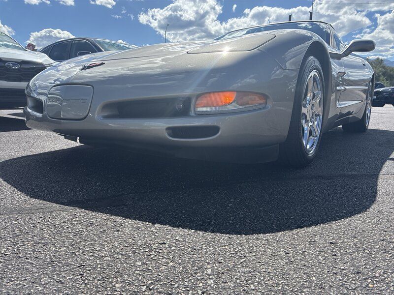 Used 2002 Chevrolet Corvette Convertible w/ Preferred Equipment Group2 RWD image 15