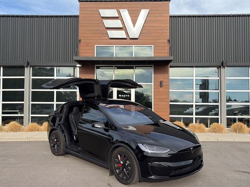 Used 2024 Tesla Model X Plaid AWD/4WD image 1