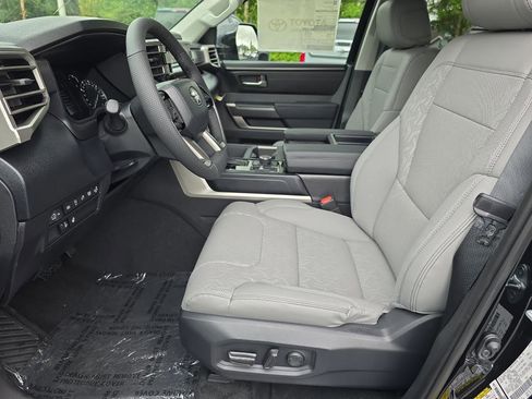New 2024 Toyota Tundra SR5 image 12