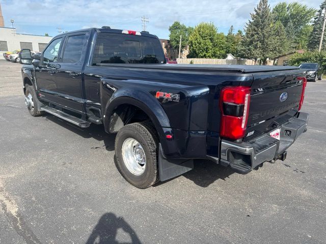 Used 2024 Ford F350 Lariat AWD/4WD image 9