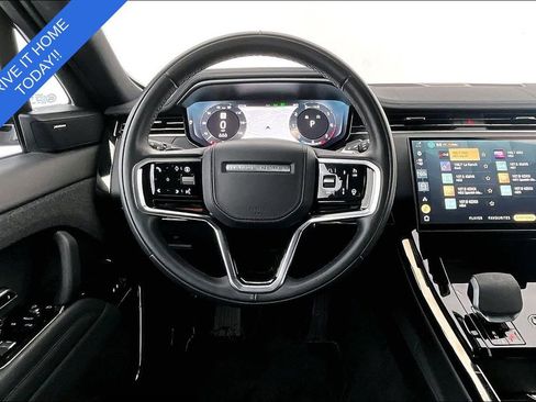 Used 2025 Land Rover Range Rover Sport SE AWD/4WD image 6