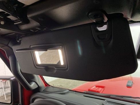 Used 2025 Jeep Wrangler Unlimited Sahara w/ Safety Group image 88