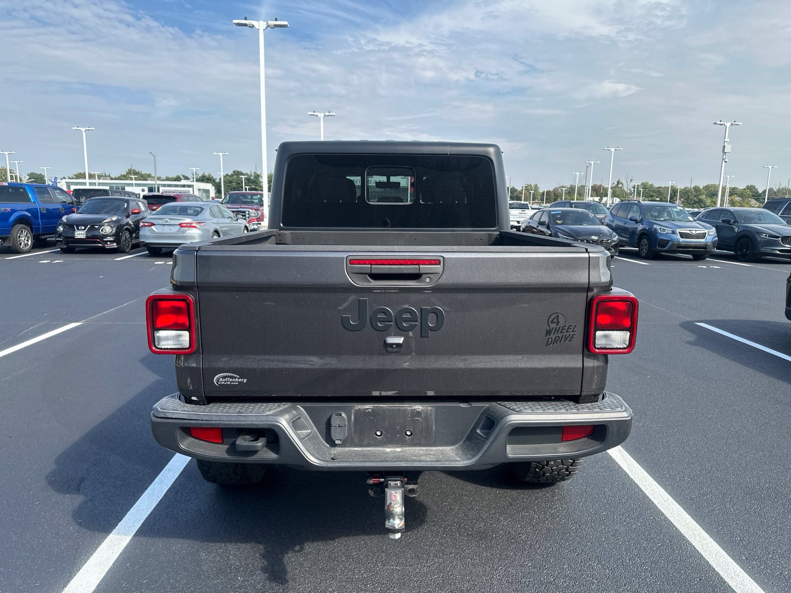 Used 2021 Jeep Gladiator Sport AWD/4WD image 7