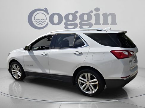 Used 2018 Chevrolet Equinox Premier FWD image 3