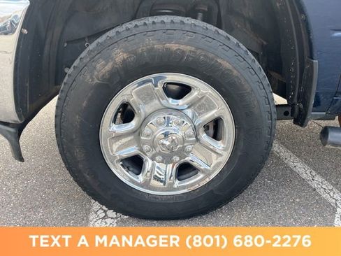 Used 2024 RAM 3500 Tradesman w/ Chrome Appearance Group AWD/4WD image 9