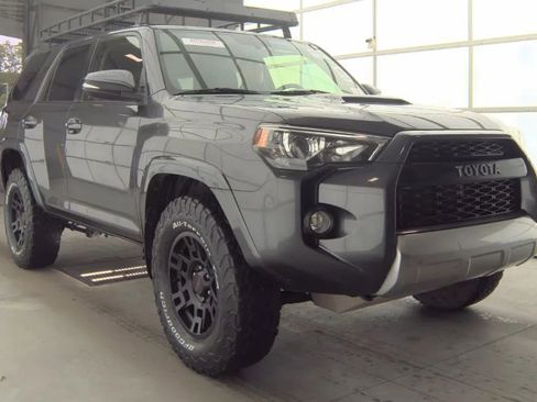 Used 2016 Toyota 4Runner Trail Premium AWD/4WD image 4