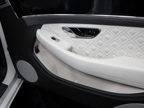 Used 2020 Bentley Continental GT V8 First Edition image 40