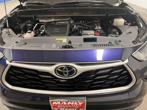 Used 2023 Toyota Highlander L image 9