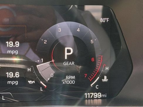 Used 2024 GMC Canyon Elevation w/ Elevation Premium Package RWD image 13