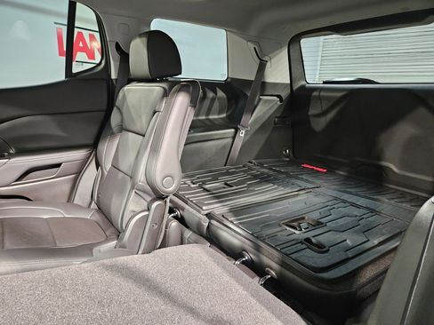 Used 2021 GMC Acadia SLT w/ Elevation Edition image 40