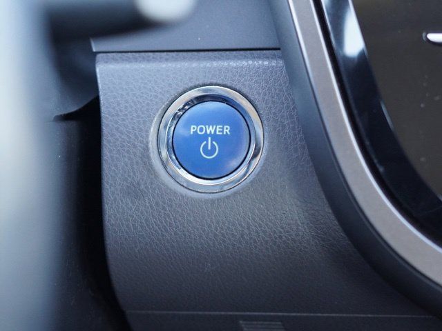Used 2018 Toyota Camry XLE w/ Audio Package FWD image 25