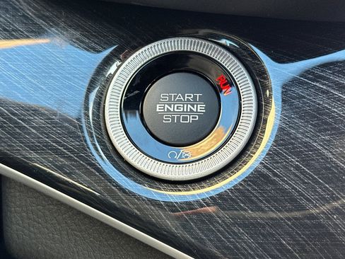 New 2023 Jeep Grand Cherokee Trailhawk w/ Advanced Protech Group II image 22