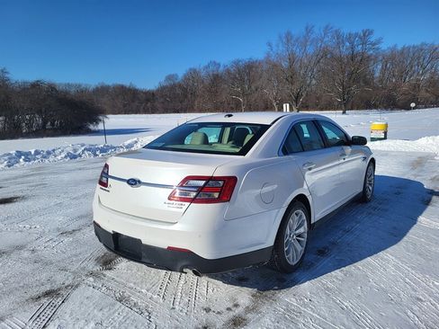 Used 2015 Ford Taurus Limited w/ Equipment Group 301A image 7