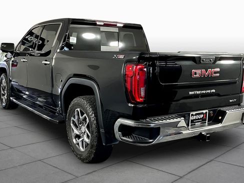 Used 2023 GMC Sierra 1500 SLT image 12