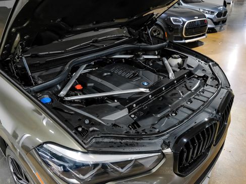 Used 2023 BMW X5 sDrive40i w/ M Sport Package RWD image 54