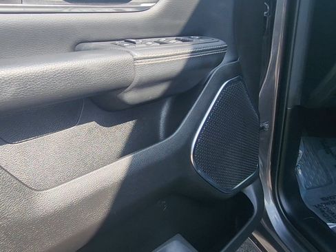 Used 2025 RAM 1500 Laramie w/ Sport Appearance Package AWD/4WD image 18