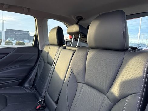 Used 2019 Subaru Forester Limited image 18