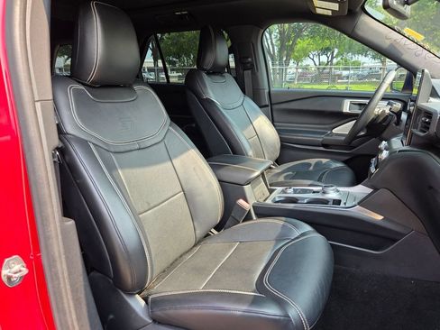 Used 2020 Ford Explorer ST w/ Premium Technology Package AWD/4WD image 28