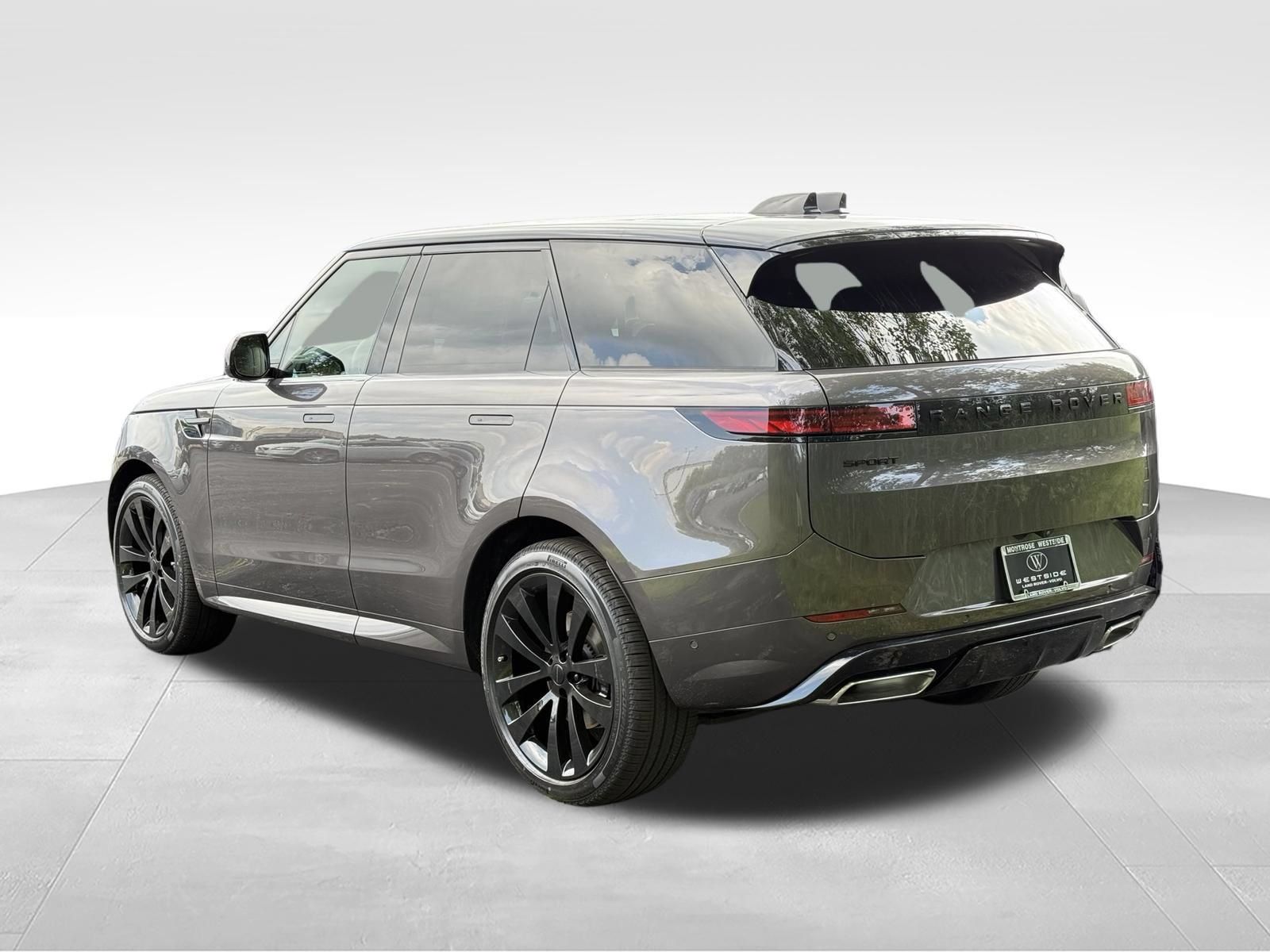 New 2026 Land Rover Range Rover Sport Dynamic SE AWD/4WD image 3
