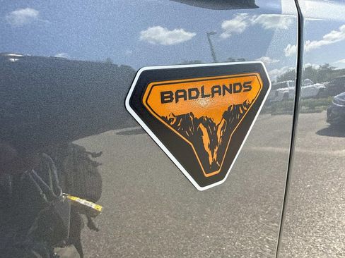 Used 2024 Ford Bronco Badlands AWD/4WD image 13