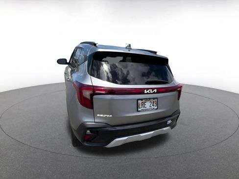 Used 2025 Kia Seltos S FWD image 10