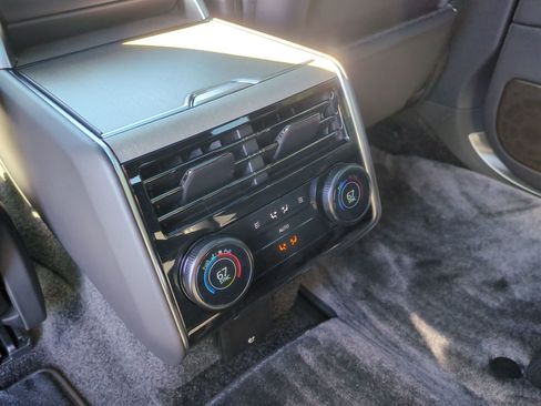 New 2026 Land Rover Range Rover SV image 19