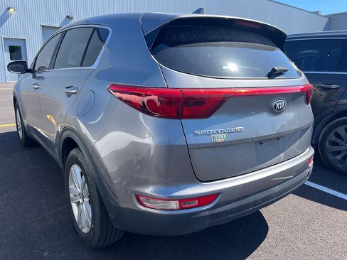 Used 2017 Kia Sportage LX FWD image 3