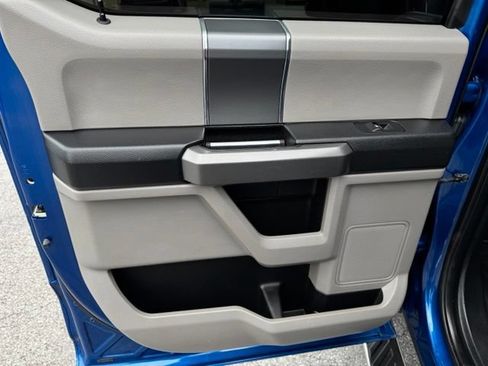 Used 2017 Ford F150 XLT w/ Equipment Group 302A Luxury AWD/4WD image 13